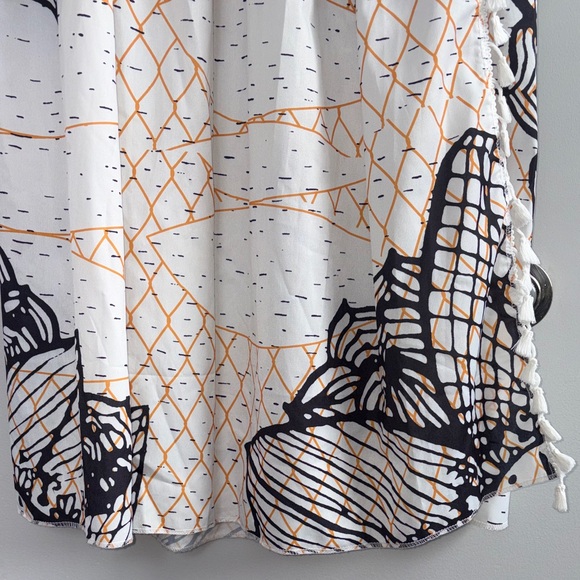 💥2/$33💥 SHEIN White Maxi Skirt with Black Floral & Gold Print - Picture 6 of 10